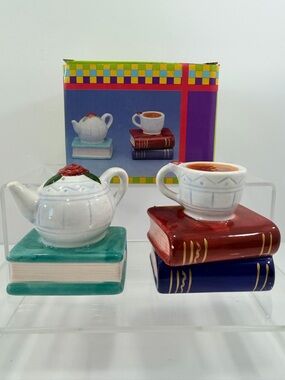 VTG WCL Whimsical Teatime Teapot & Teacup on Books Salt & Pepper Shakers - NIB